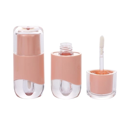 Tubo ovale di lucido per labbra 2.3ml colore può essere personalizzato con spazzola