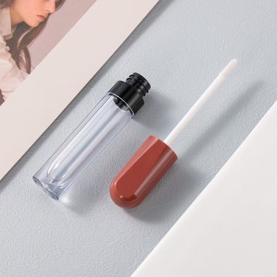 Plastico rotondo 4,5 ml tubo di vetro per labbra colore dell' anello di elettroplatazione può essere personalizzato