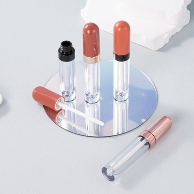 Plastico rotondo 4,5 ml tubo di vetro per labbra colore dell' anello di elettroplatazione può essere personalizzato