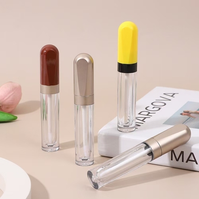 Plastico rotondo 4,5 ml tubo di vetro per labbra colore dell' anello di elettroplatazione può essere personalizzato