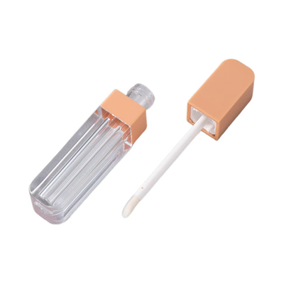 4 ml di plastica con tubo di smalto per labbra con testa quadrata è facile da trasportare