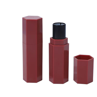 Tubo di rossetto di plastica esagonale per il rossetto con bastoncino rosso e effetto lucido 5 ml campione fornito