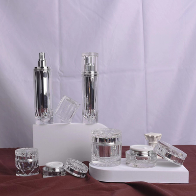 Bottiglia in vaso acrilico senza aria 30G 50G 30ML 50ML 100ML per lozione cosmetica con pompa di lozione in alluminio o spruzzatore di nebbia