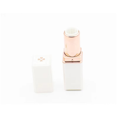 5-6g di capacità tubo quadrato vuoto di rossetto con stampa di trifoglio a quattro foglie e materiale plastico
