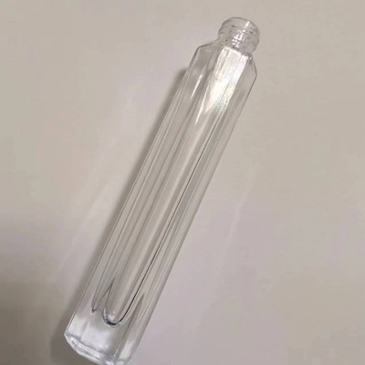 Bottiglia di profumo in vetro da 10 ml personalizzata con pompa spruzzatrice e tappo superiore