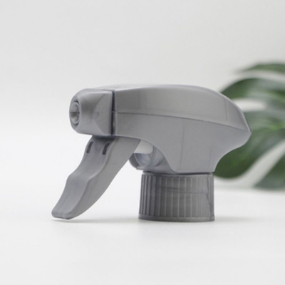 Spruzzatore a trigger in plastica PP personalizzato con resistenza chimica in dimensioni 28/410