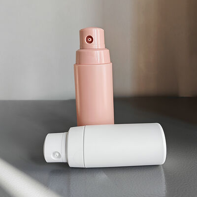 Bottiglia di spruzzo in polvere di PE in plastica all'ingrosso con stampa a seta in dimensioni 60G 100G 150G per imballaggi in polvere di talco