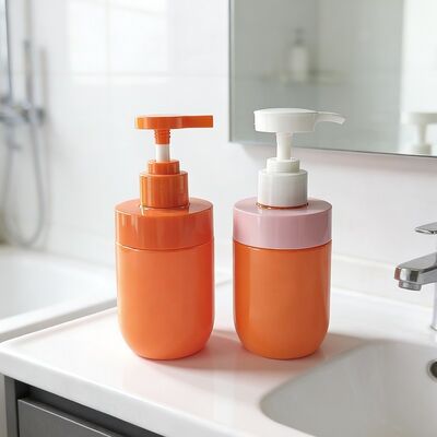 Bottiglia PET cosmetica leggera e resistente alle fratture da 200 ml con pompa di lozione per imballaggi per la cura della pelle