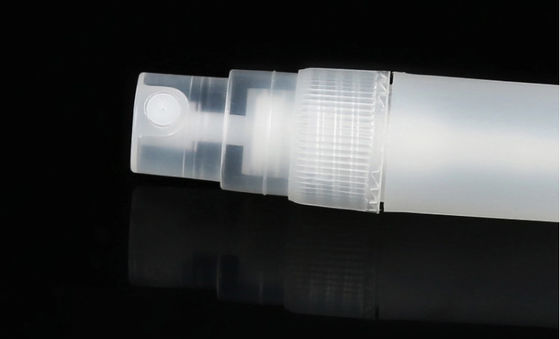 Rinchiuda il profumo riutilizzabile della penna dello spruzzo di forma, bottiglia di profumo materiale di plastica della penna di 5ml pp