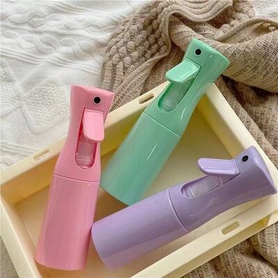 Vendite calde Flacone spray continuo in plastica da 100 ml 150 ml 200 ml 500 ml e 700 ml con nebulizzatore fine